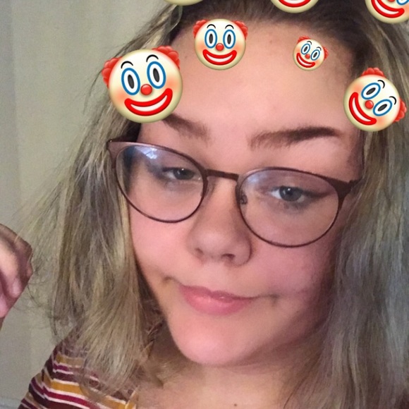 Meet your Posher, Lily - Picture 6 of 8